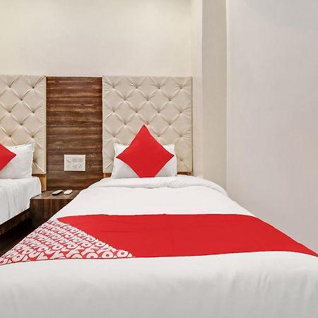 Oyo 47777 Hotel Laxminarayan Aurangābād Exterior foto